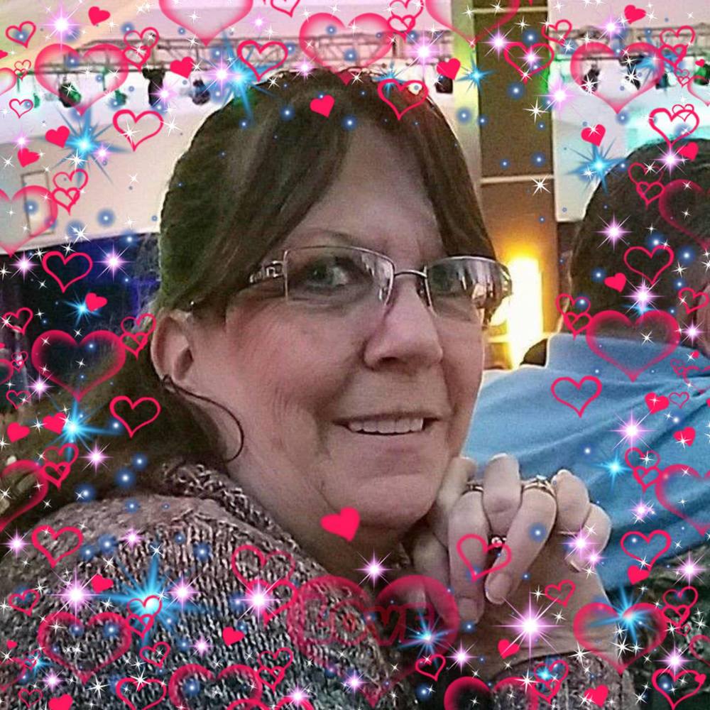 Meet your Posher, Evette